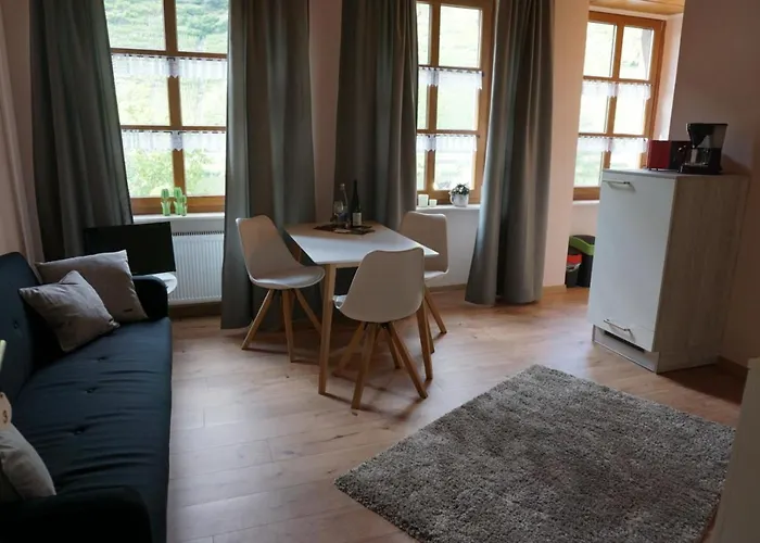 Weingut Gobel-schausten 恩斯特